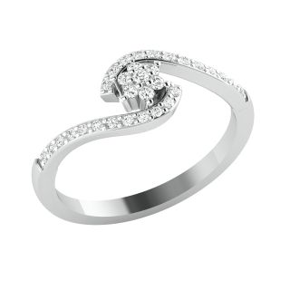 Reina Round Diamond Engagement Ring